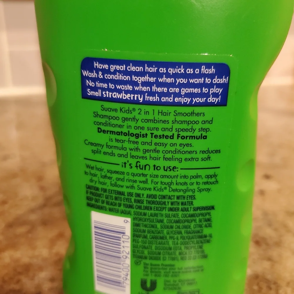 2 Suave Kids Strawberry Blast‎ 2 in 1 Smoothing Shampoo and Conditioner 12 oz
